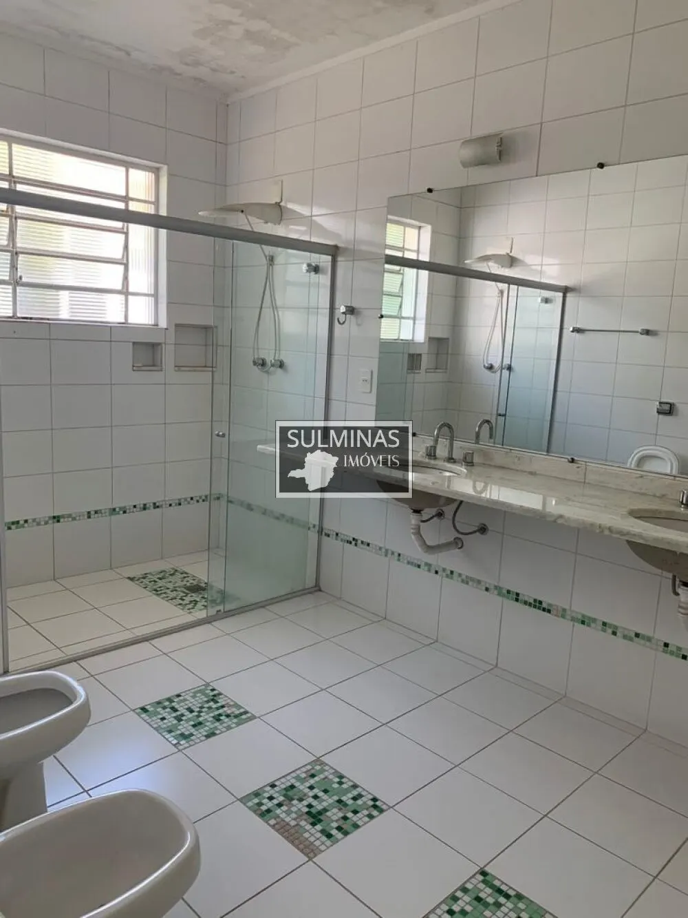 Foto 7 de Casa térrea de esquina com 4 quartos, edícula e terreno de 773 m², BPS