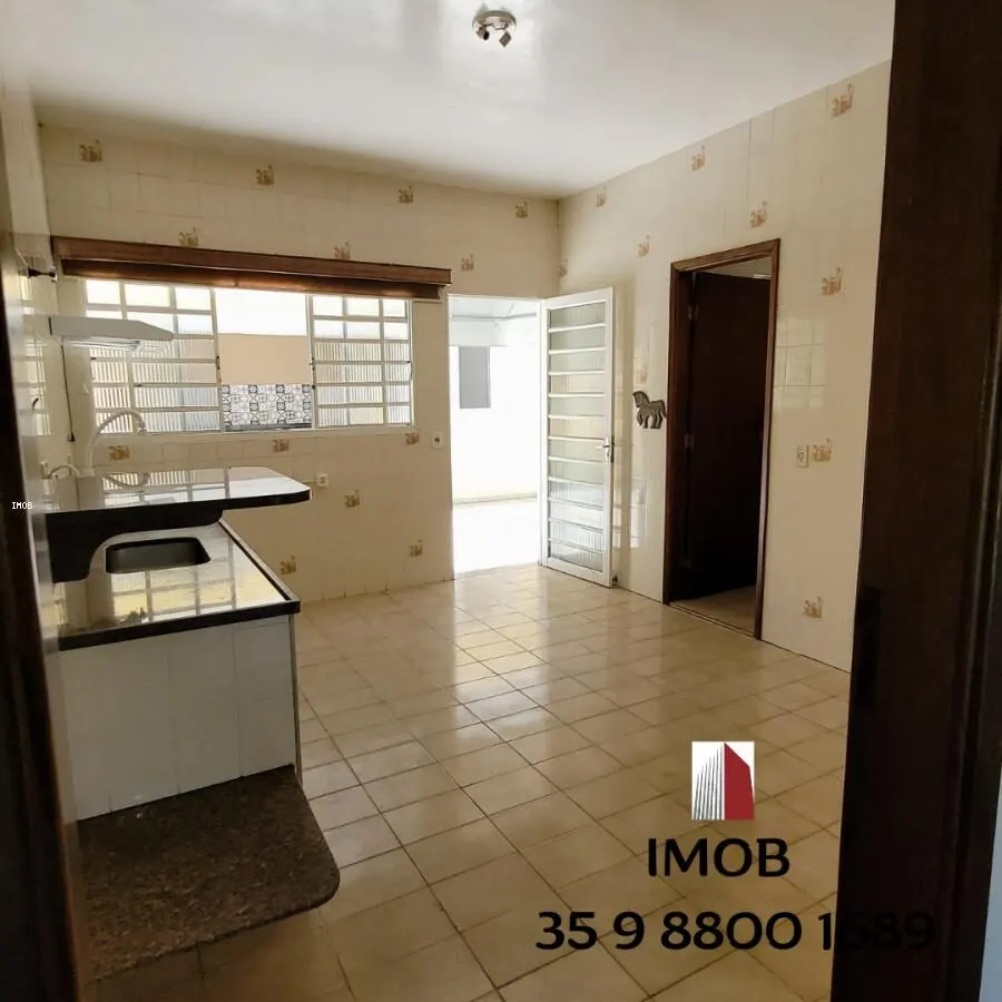 Foto 6 de Casa de 4 quartos (1 suíte) com 980 m² de terreno no Condomínio Helibras, Santa Rosa