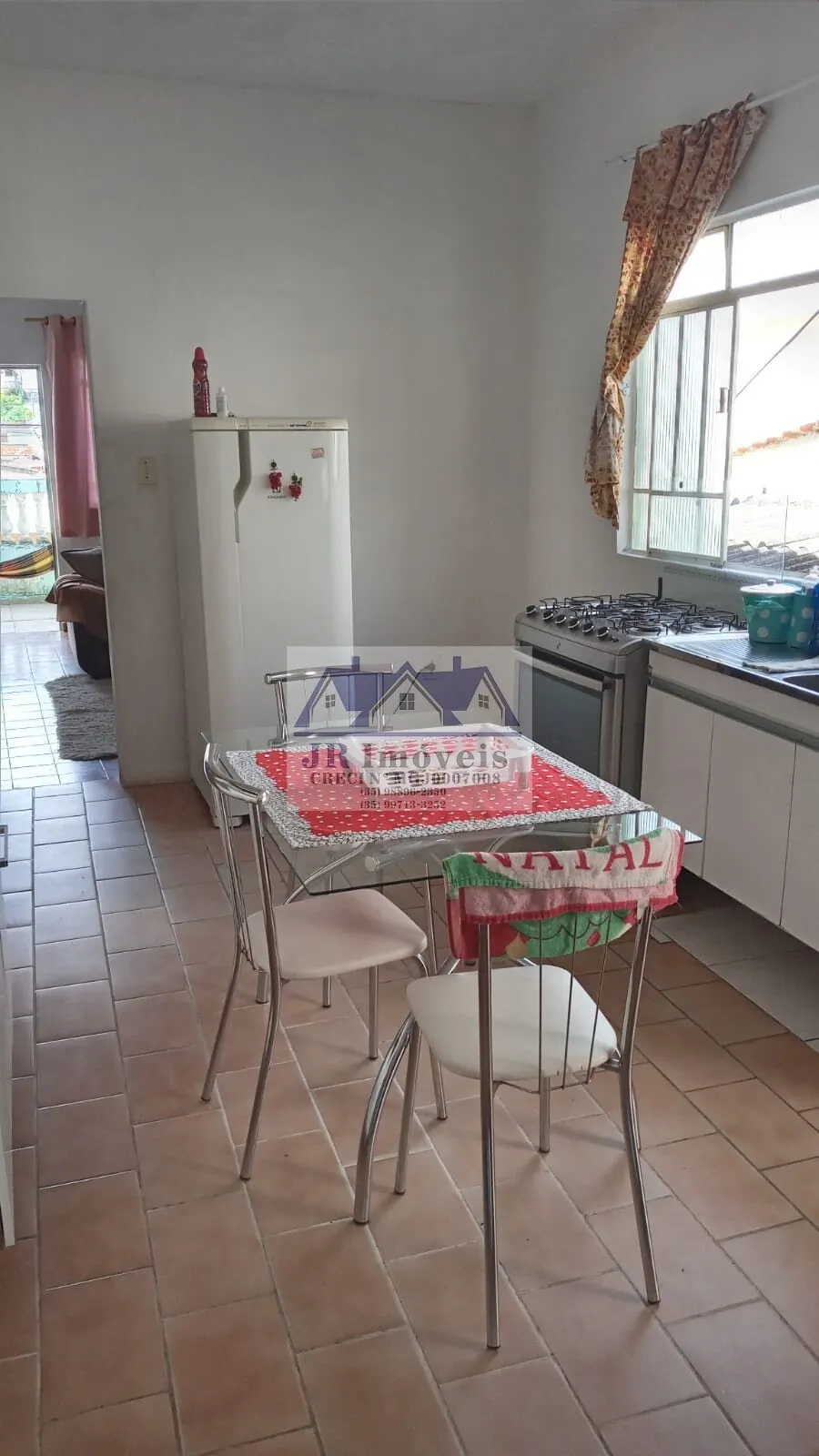 Foto 4 de Casa de 4 quartos com quintal e garagem, Rebourgeon