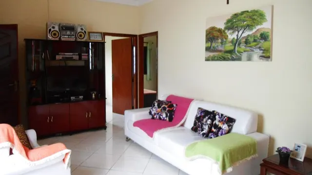 Foto 1 de Casa de 4 quartos com sala grande, copa e quintal, São Vicente