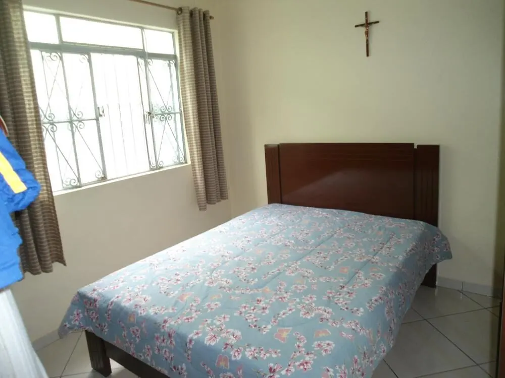 Foto 3 de Casa de 4 quartos com sala grande, copa e quintal, São Vicente