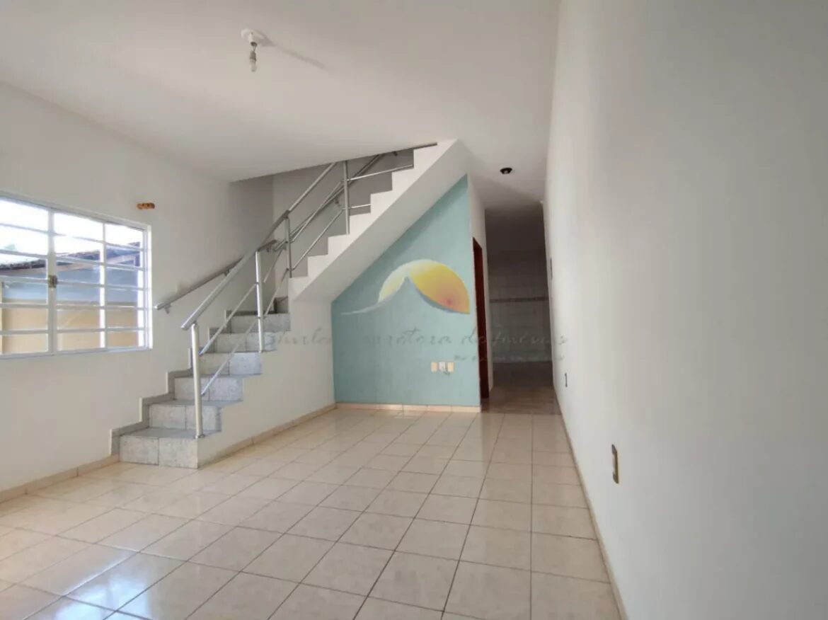 Foto 3 de Casa de 4 quartos com quintal e 3 vagas, Medicina