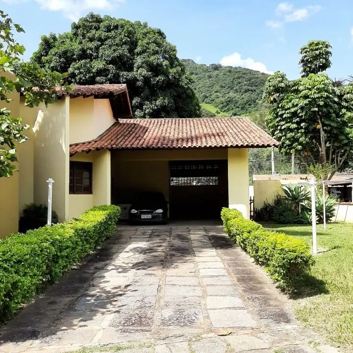Foto 2 de Casa de 4 suítes com churrasqueira em condomínio fechado, Santa Rosa