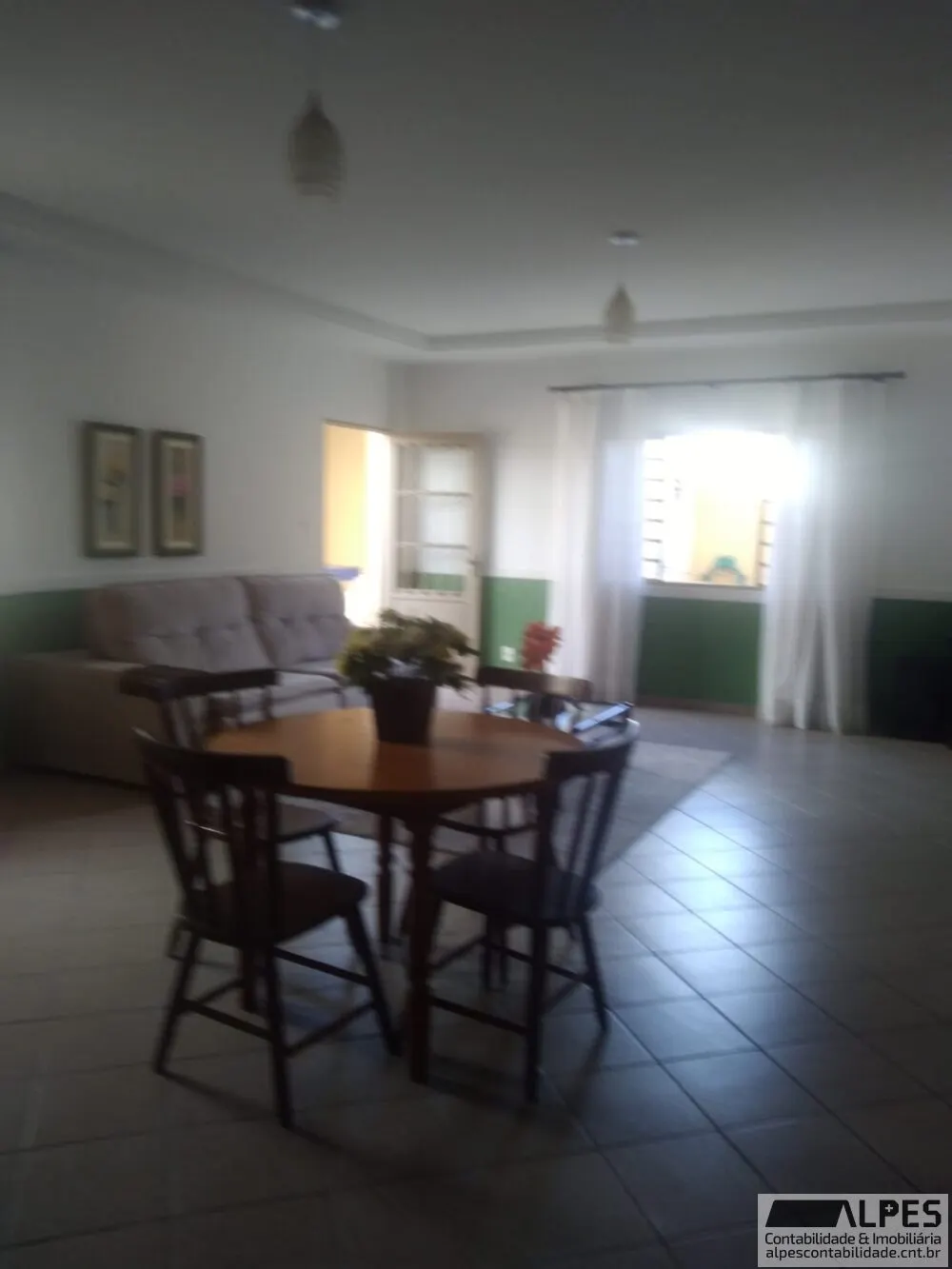 Foto 2 de Casa de 2 pavimentos com 5 quartos, área gourmet e garagem para 2 carros, Varginha
