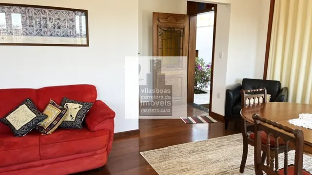 Foto 1 de Casa de 4 pavimentos com suíte com hidromassagem, terraço e garagem para 5 carros, Oriente