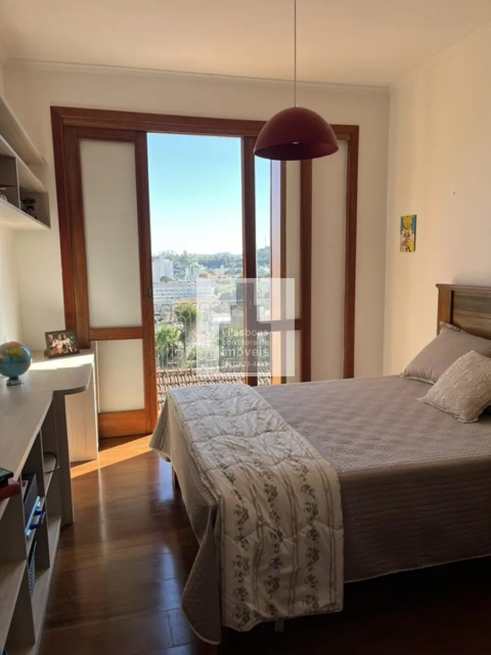 Foto 5 de Casa de 4 pavimentos com suíte com hidromassagem, terraço e garagem para 5 carros, Oriente