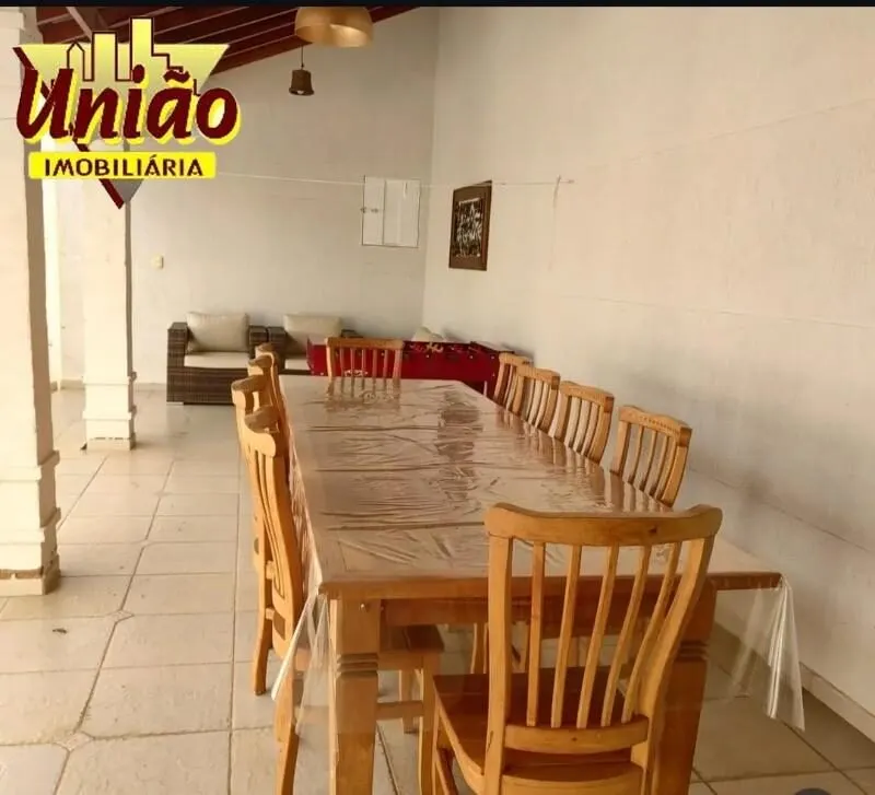 Foto 5 de Casa de alto padrão com 5 quartos (2 suítes) e área gourmet, Centro
