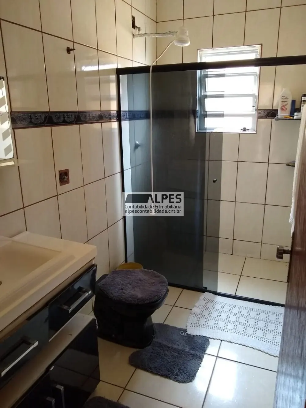 Foto 7 de Casa de 5 quartos com varanda, salão e pomar em frente ao Country Club, Nações