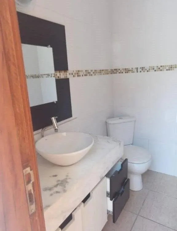 Foto 8 de Casa de alto padrão com 5 quartos, área gourmet e edícula, BPS