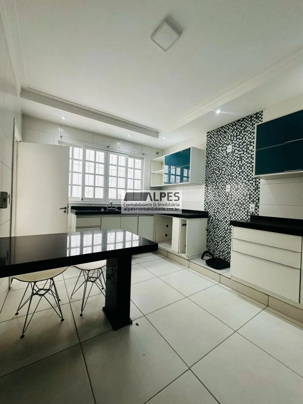 Foto 5 de Casa de 5 quartos (3 suítes) com piscina, sauna e área gourmet, Pinheirinho