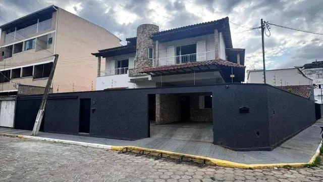 Foto 1 de Casa de esquina com 5 quartos (1 suíte), piscina, SPA e área gourmet, Porto Velho