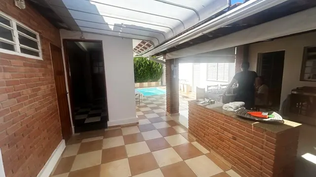 Foto 1 de Casa de 5 quartos (1 suíte) com piscina e sauna, Nossa Senhora de Fátima