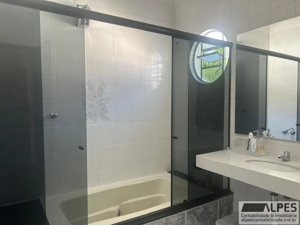 Foto 7 de Casa de 5 quartos (1 suíte) com piscina e sauna, Nossa Senhora de Fátima