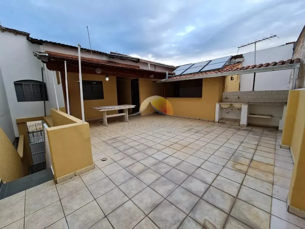 Foto 2 de Sobrado de 5 quartos (3 suítes) com terraço, sauna e churrasqueira, Varginha