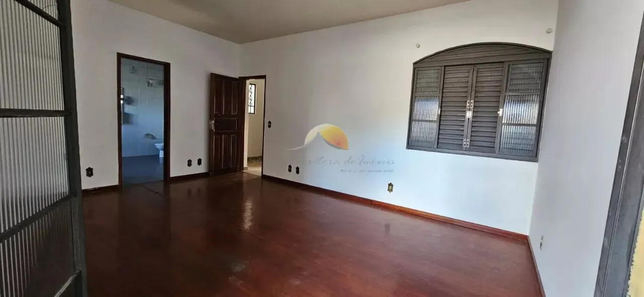 Foto 4 de Sobrado de 5 quartos (3 suítes) com terraço, sauna e churrasqueira, Varginha