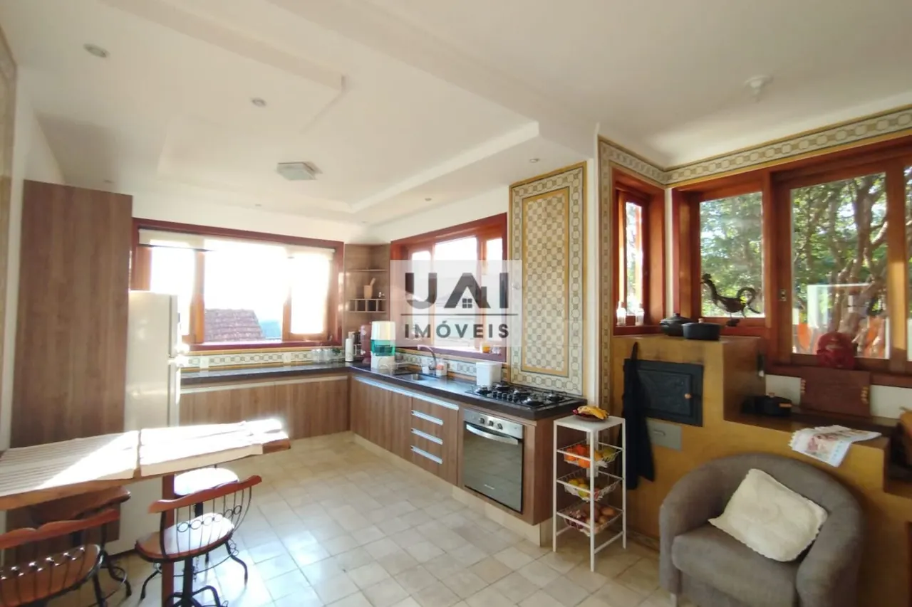 Foto 4 de Casa de 5 quartos em quatro pavimentos com área gourmet e vista, Oriente