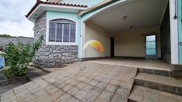 Foto 1 de Casa de 5 suítes com cozinha planejada e garagem para 2 carros, Medicina