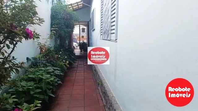 Foto 1 de Casa de 3 quartos (1 suíte) com edícula de 2 quartos, Morro Chic