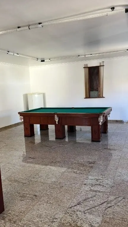 Foto 2 de Casa de 6 quartos (1 suíte) em frente à Faculdade de Medicina, São Vicente