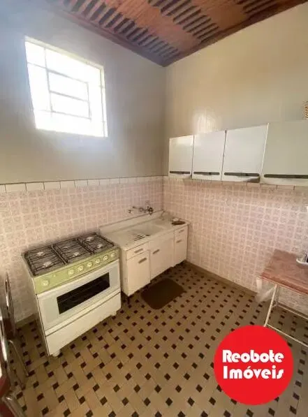 Foto 5 de Casa de 6 quartos (2 suítes) com edícula e quintal, Morro Chic