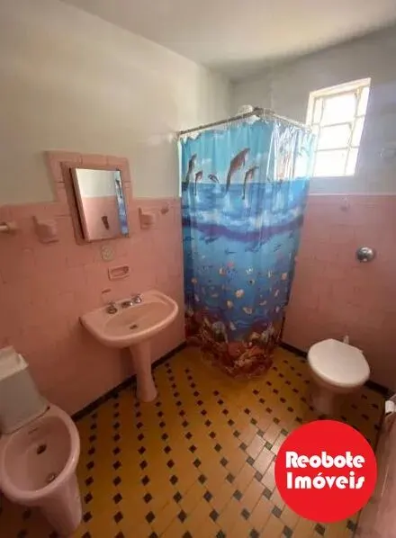 Foto 8 de Casa de 6 quartos (2 suítes) com edícula e quintal, Morro Chic