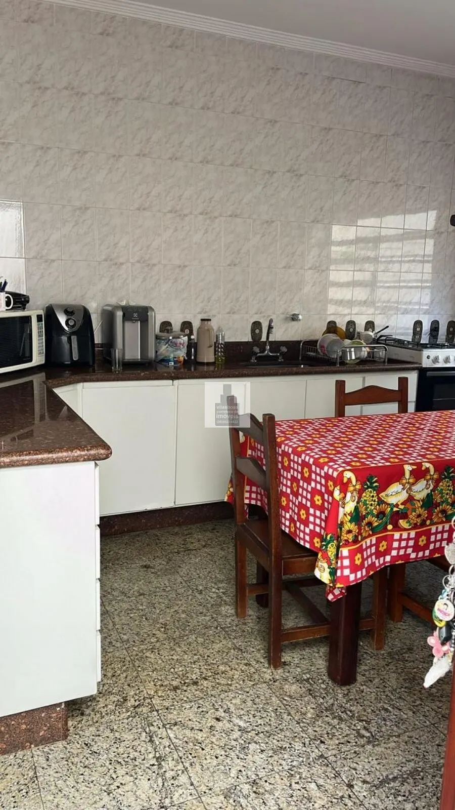 Foto 7 de Casa de dois pavimentos com suíte com hidromassagem, salão de jogos e garagem para 4 carros, Medicina