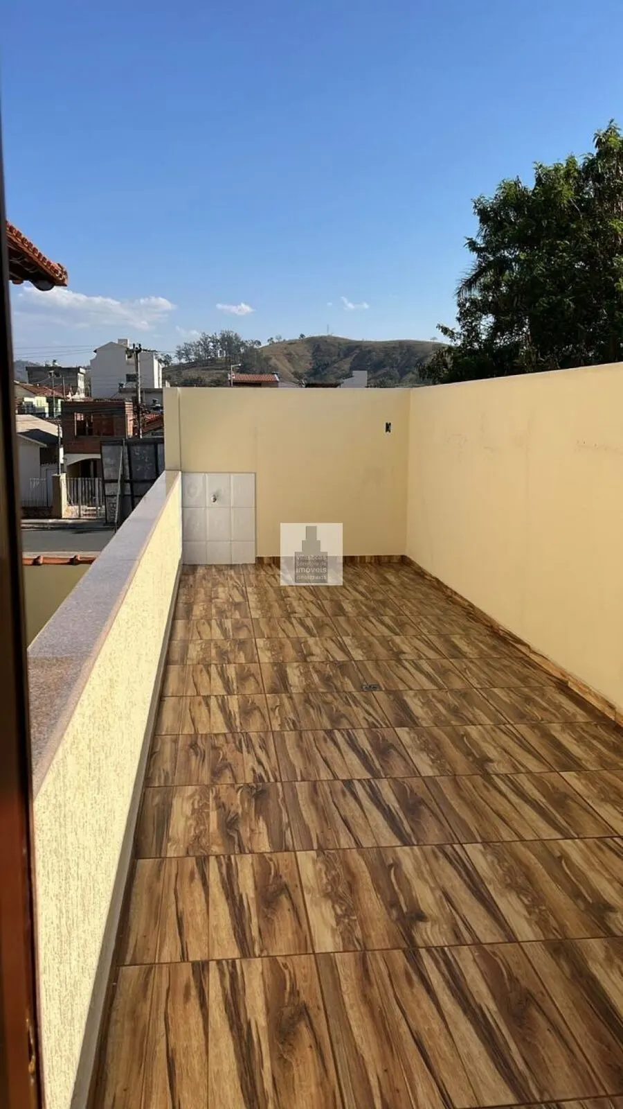 Foto 8 de Casa de dois pavimentos com suíte com hidromassagem, salão de jogos e garagem para 4 carros, Medicina