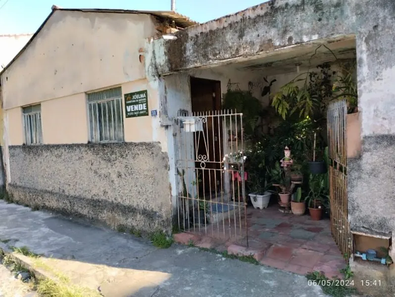 Foto 2 de Casa de 60 m² em terreno de esquina para reformar, Varginha