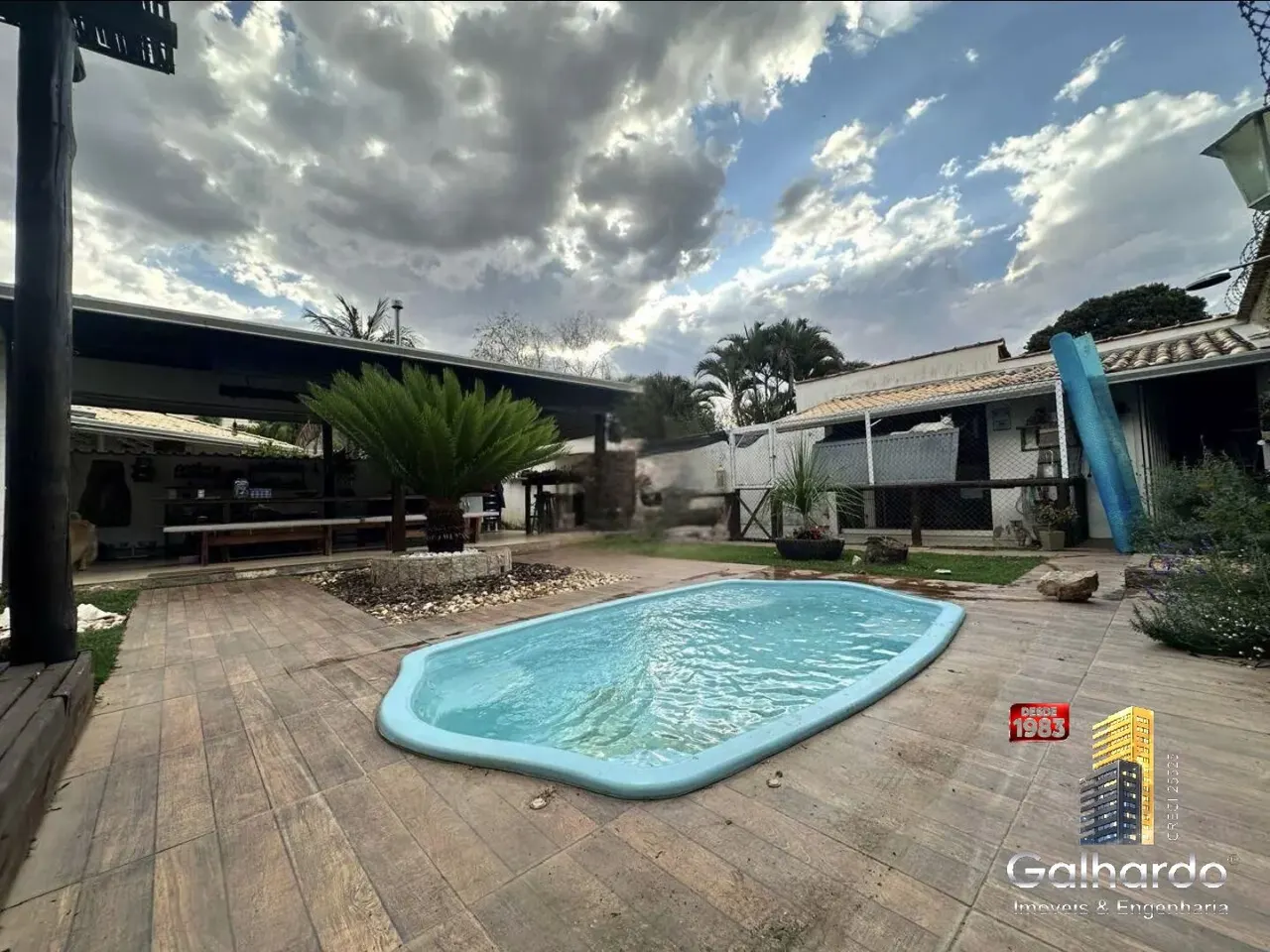 Foto 6 de Casa de 7 quartos (2 suítes) com piscinas e sauna em condomínio, Santa Rosa