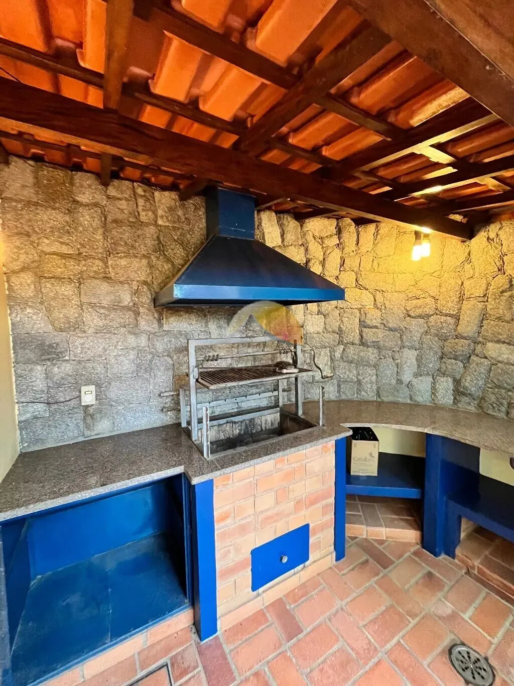 Foto 5 de Casa de alto padrão com 2 suítes, piscina e área gourmet, Pinheirinho