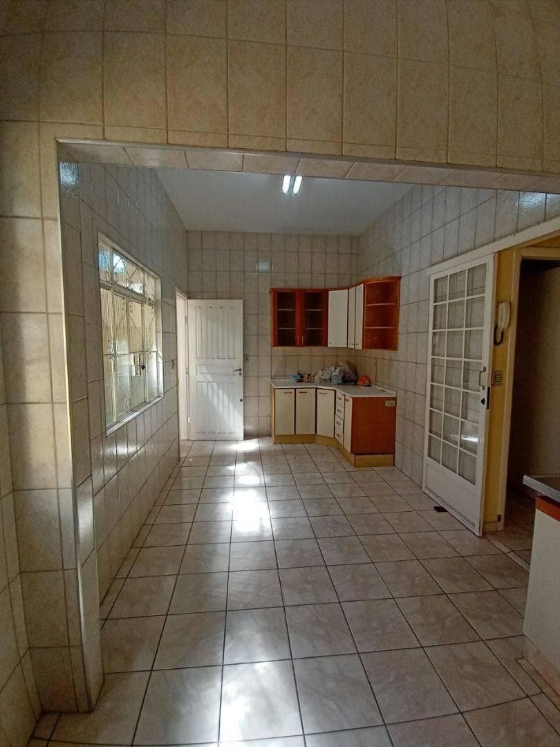 Foto 2 de Casa de 2 quartos (1 suíte) de esquina com ponto comercial, Morro Chic