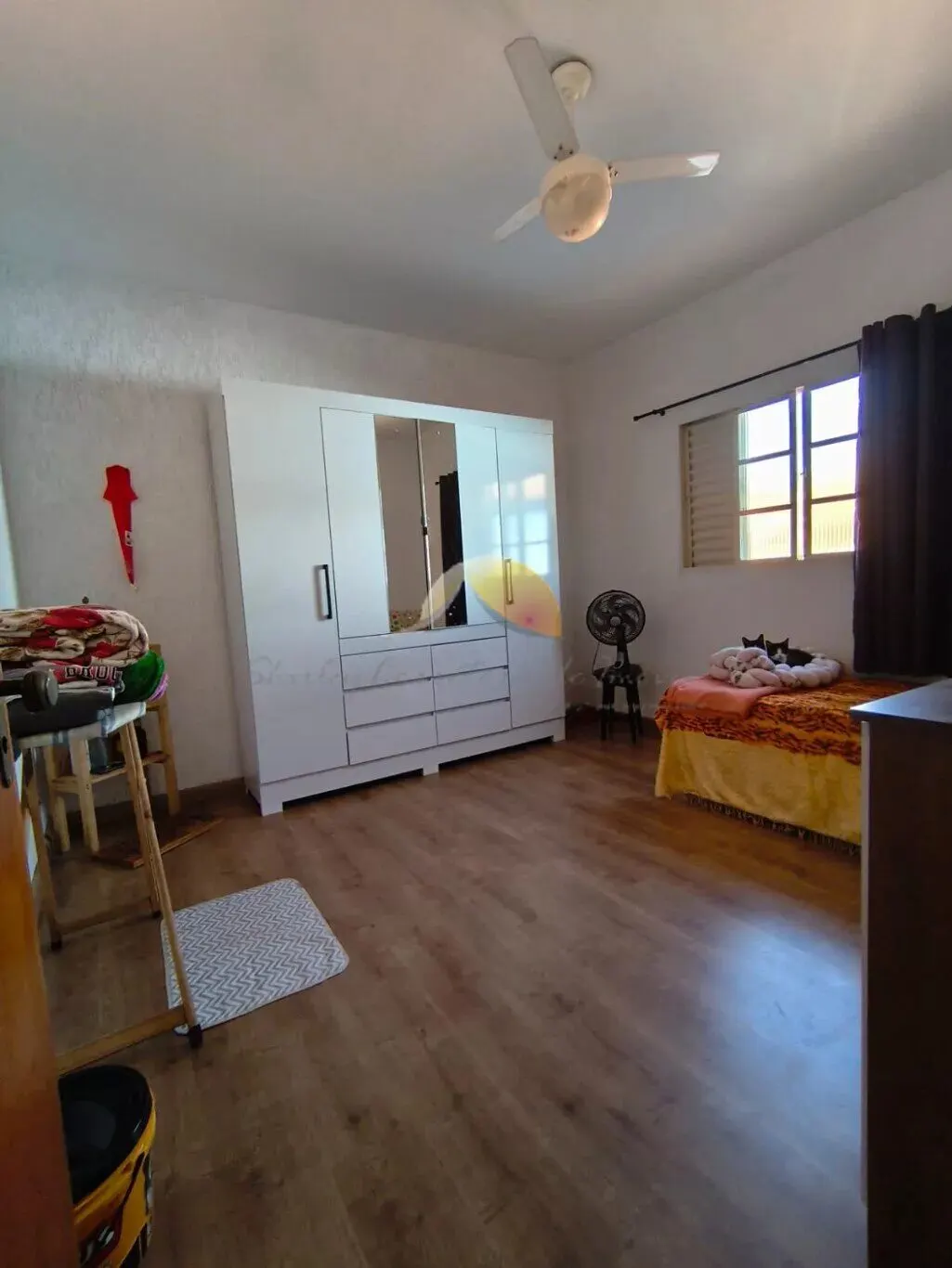 Foto 5 de Casa de 2 quartos com 2 sobrados independentes no mesmo terreno, Rebourgeon