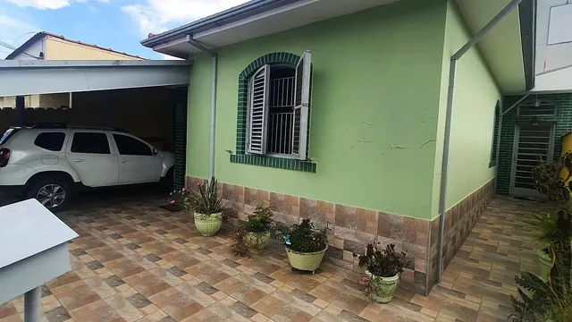 Foto 1 de Casa mobiliada de 5 quartos (2 suítes) com garagem, São Vicente
