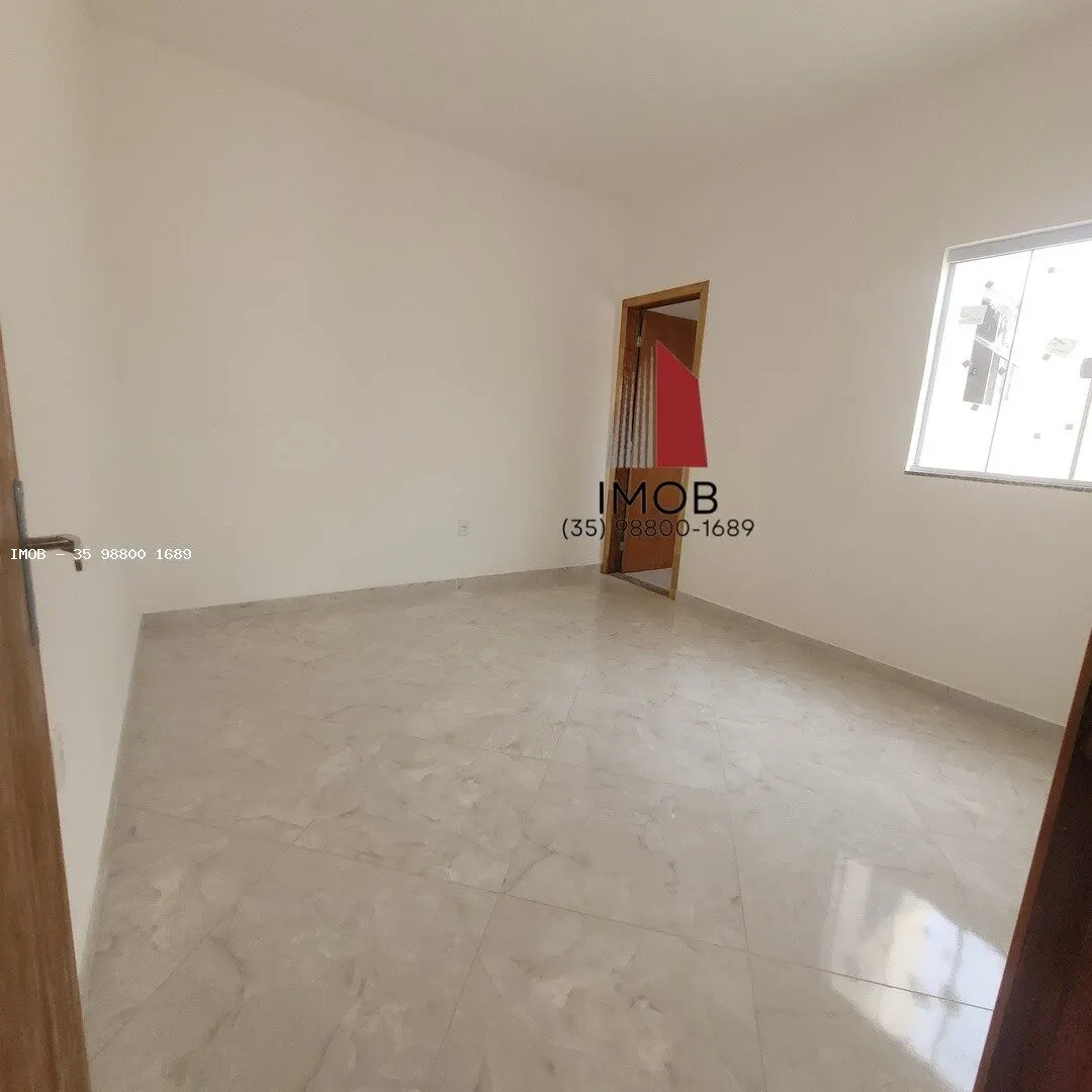 Foto 5 de Casa nova de 2 quartos com quintal e garagem, Santa Terezinha