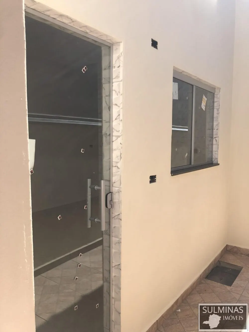 Foto 7 de Casa nova de 2 quartos (1 suíte) com corredor lateral, Jardim das Palmeiras