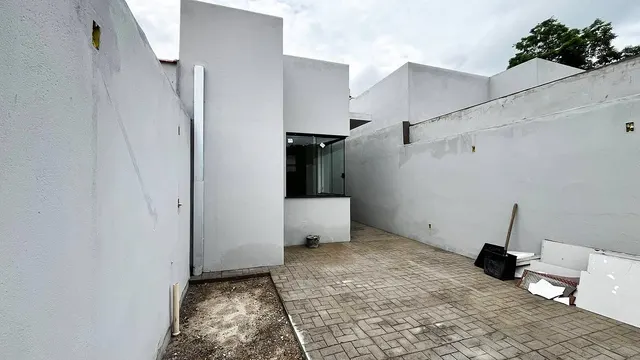 Casa nova de 2 quartos (1 suíte) com quintal e garagem, Rebourgeon