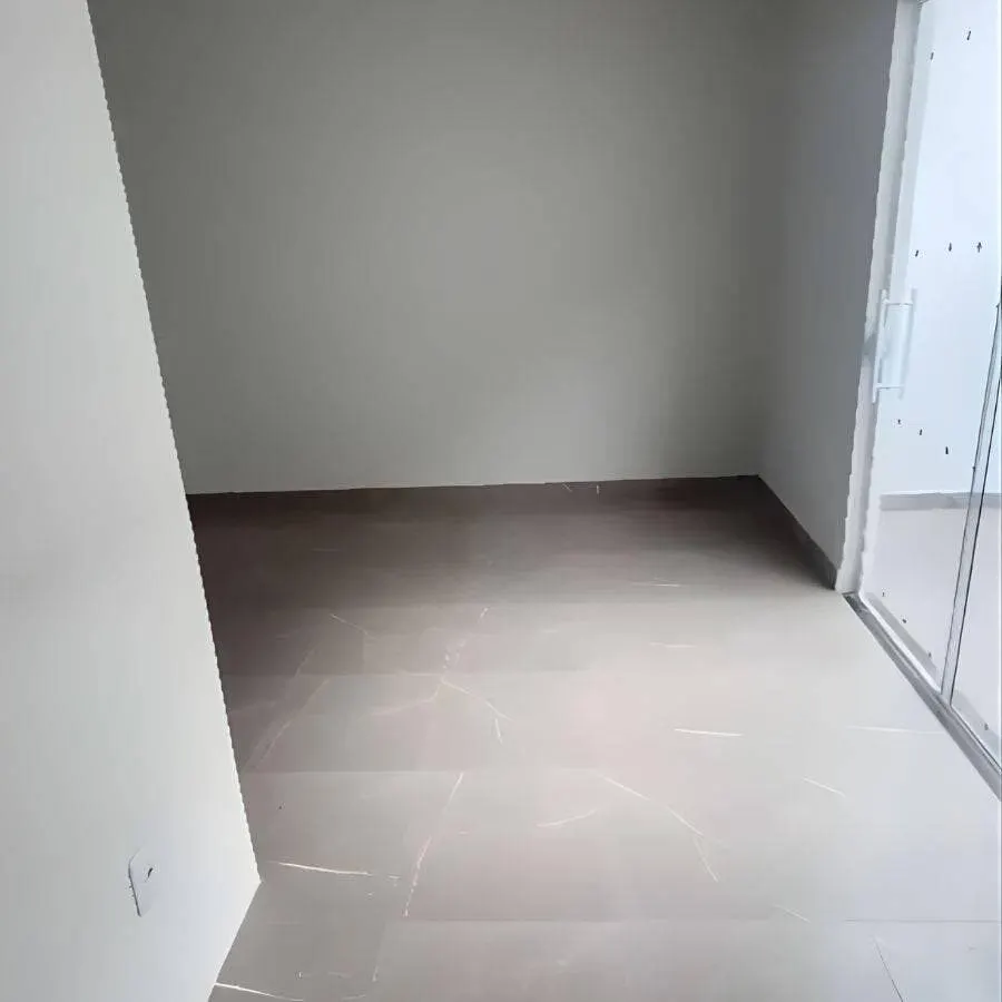 Foto 5 de Casa nova de 2 quartos (1 suíte), Rebourgeon