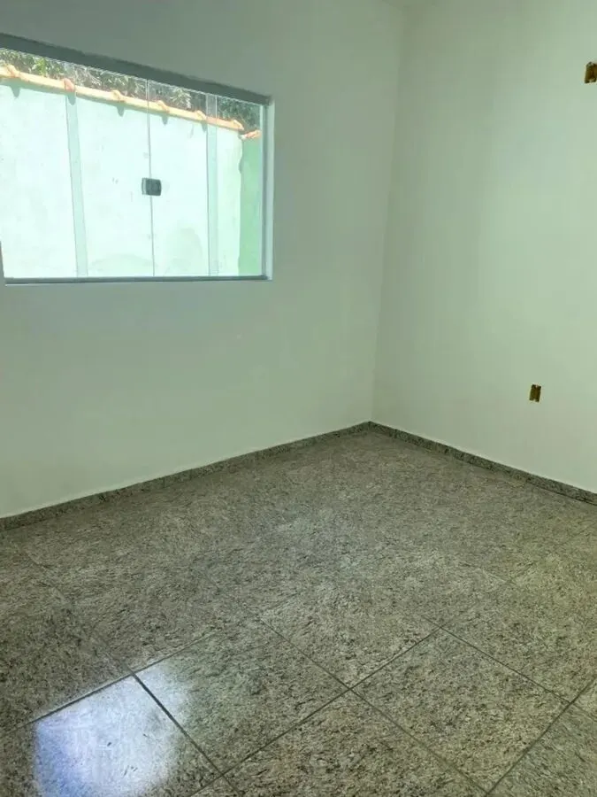 Foto 3 de Casa nova de 2 quartos com vaga de garagem, Rebourgeon