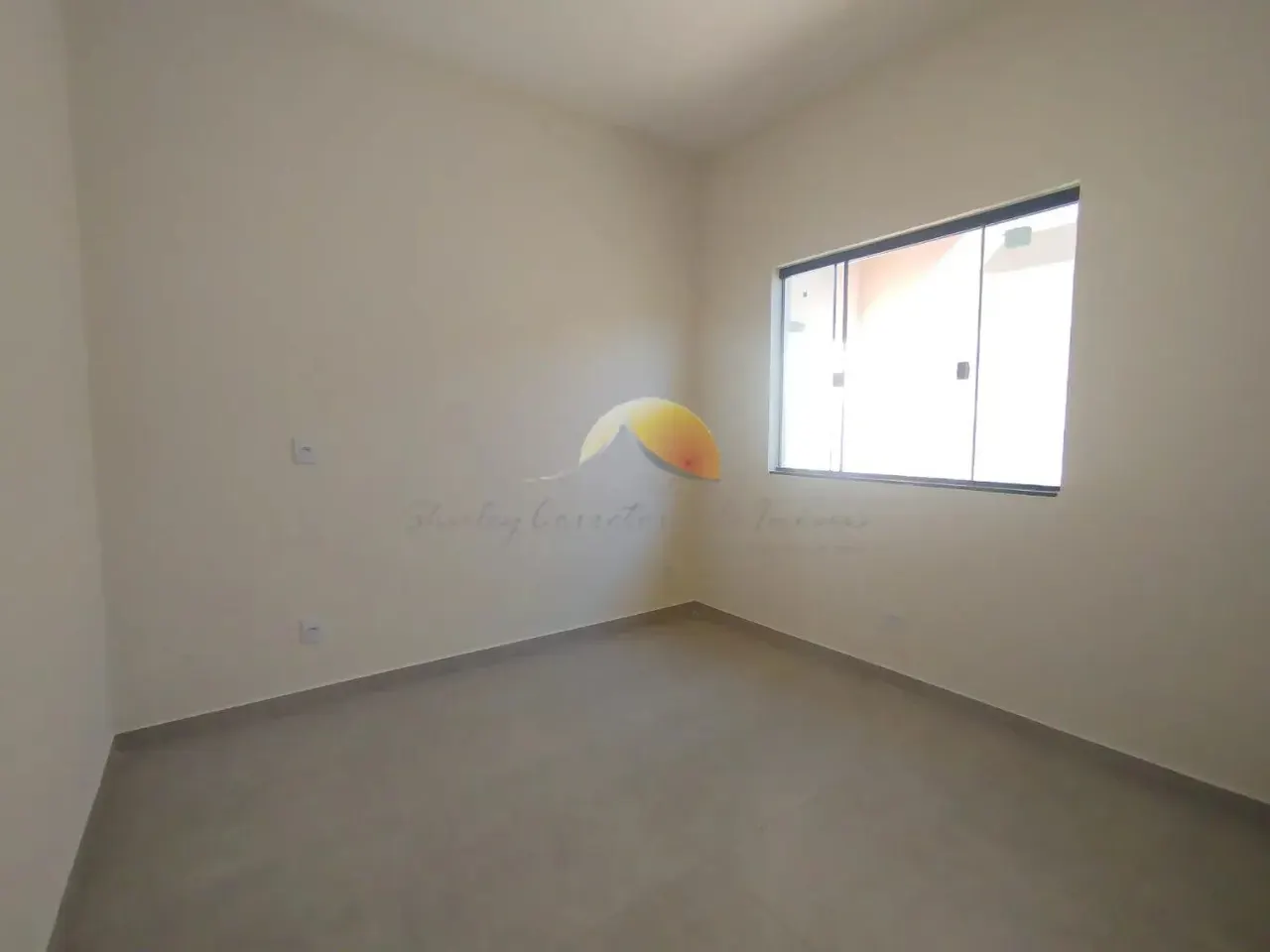 Foto 2 de Casa térrea de 2 quartos (1 suíte) com garagem, Santa Terezinha