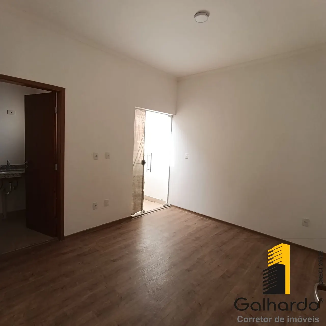 Foto 5 de Casa nova de 2 quartos (1 suíte) com jardim de inverno, Jardim Eldorado