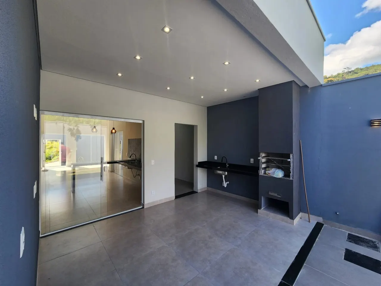 Foto 5 de Casa nova de 3 quartos (1 suíte com closet) com área gourmet, Vale das Hortênsias
