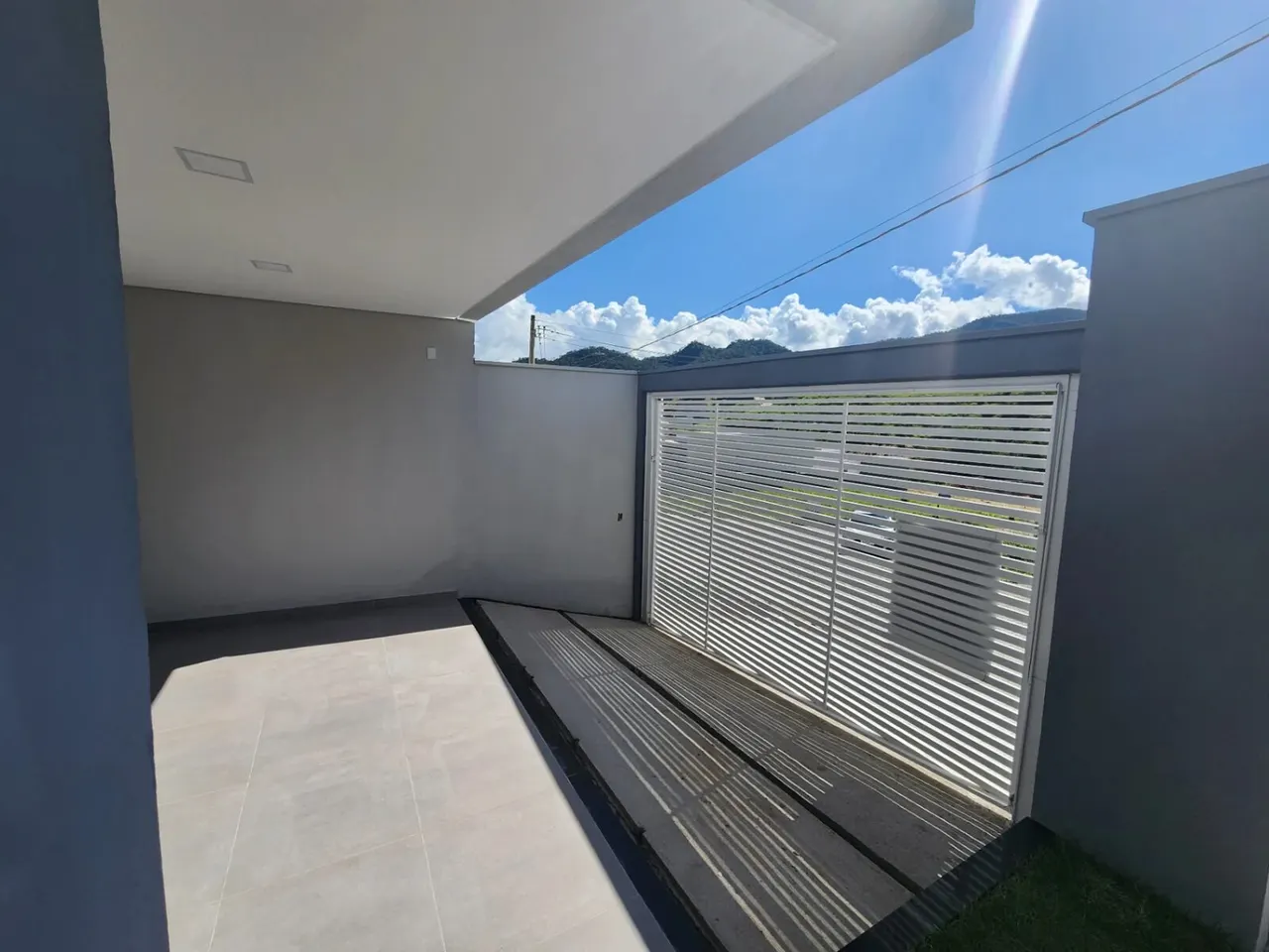 Foto 8 de Casa nova de 3 quartos (1 suíte com closet) com área gourmet, Vale das Hortênsias