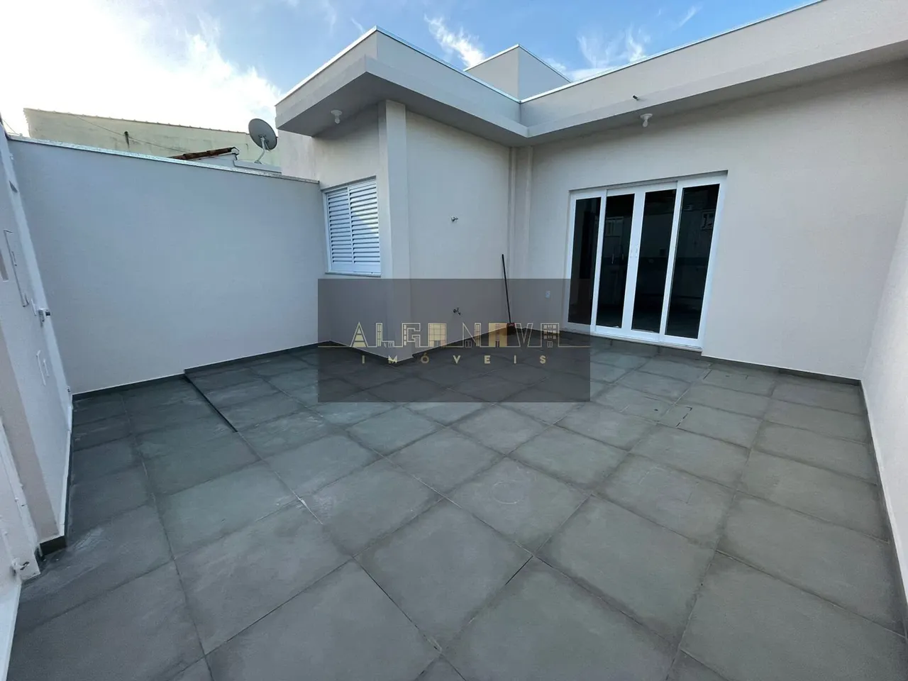 Foto 2 de Casa recém-construída de 3 quartos (1 suíte) com porcelanato, Nossa Senhora de Fátima