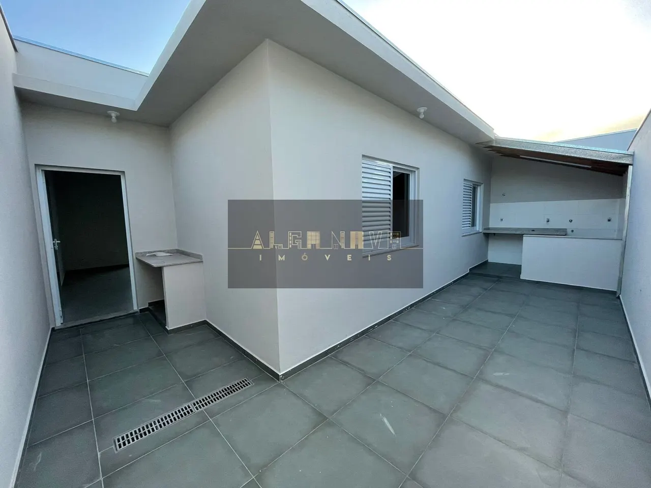 Foto 4 de Casa recém-construída de 3 quartos (1 suíte) com porcelanato, Nossa Senhora de Fátima