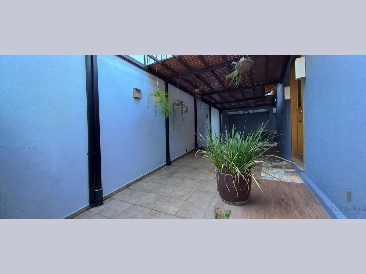 Foto 2 de Casa reformada com 3 quartos (2 suítes), edícula e garagem para 3 carros, Porto Velho