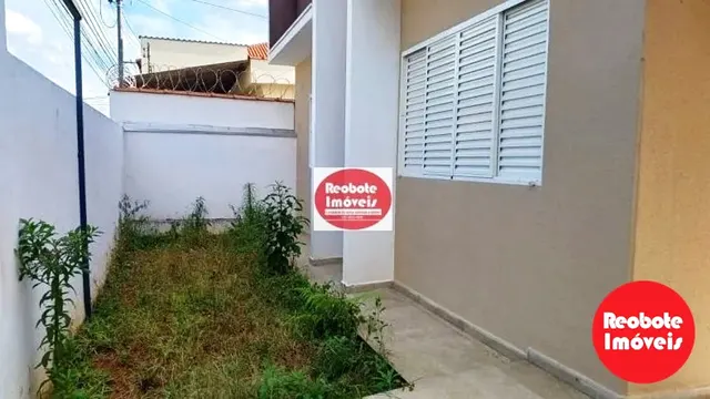 Foto 1 de Casa ampla de 3 quartos (1 suíte) com edícula, Medicina
