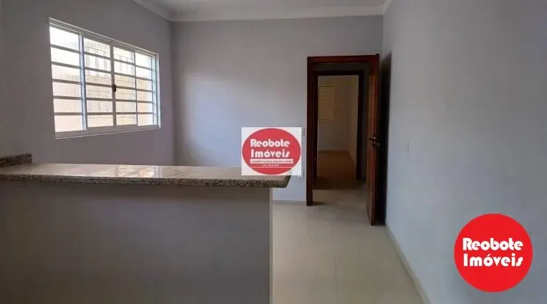 Foto 6 de Casa ampla de 3 quartos (1 suíte) com edícula, Medicina