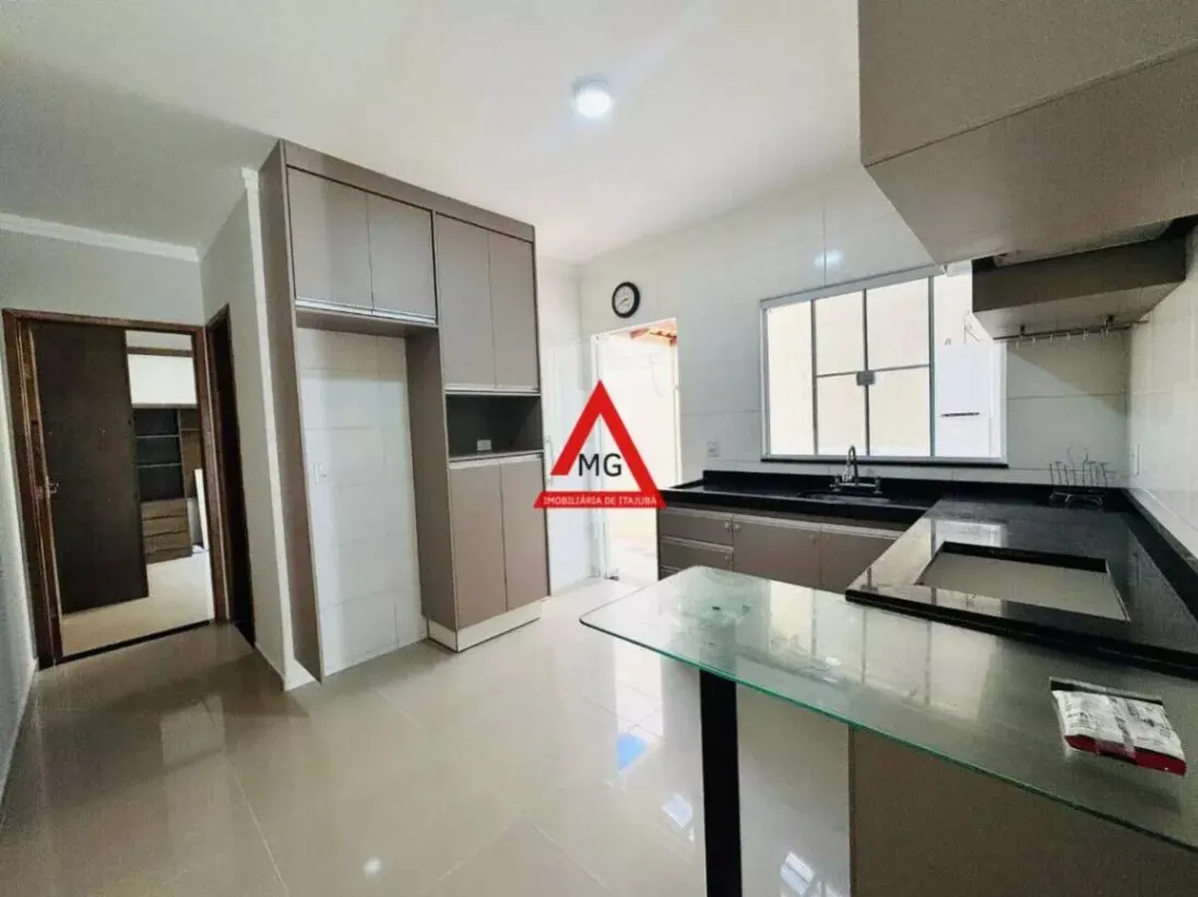 Foto 3 de Casa térrea de 2 quartos com cozinha planejada, Jardim Lisboa