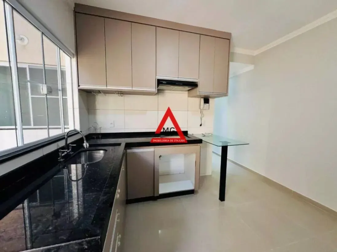 Foto 7 de Casa térrea de 2 quartos com cozinha planejada, Jardim Lisboa
