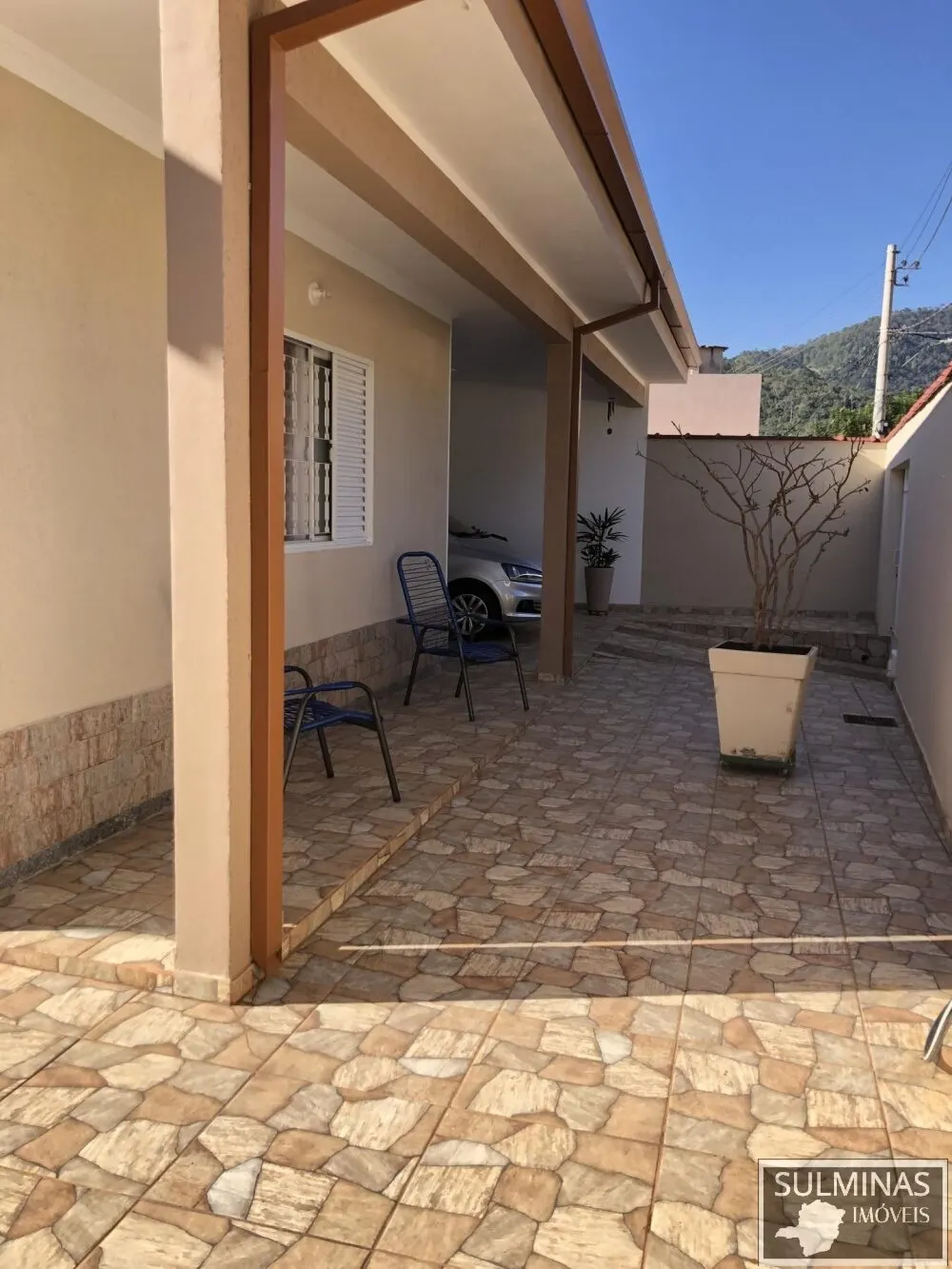Foto 2 de Casa térrea de 3 quartos com área de churrasco, Morro Grande